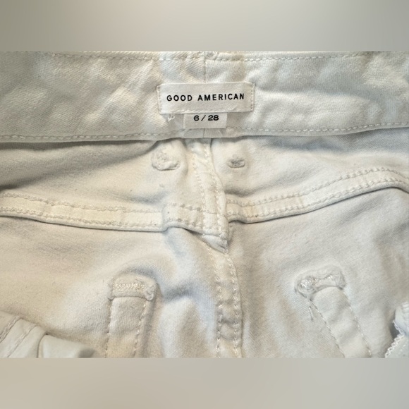 Good American | Good Legs Cropped Jeans (6/28) Inseam 27” - Picture 9 of 9